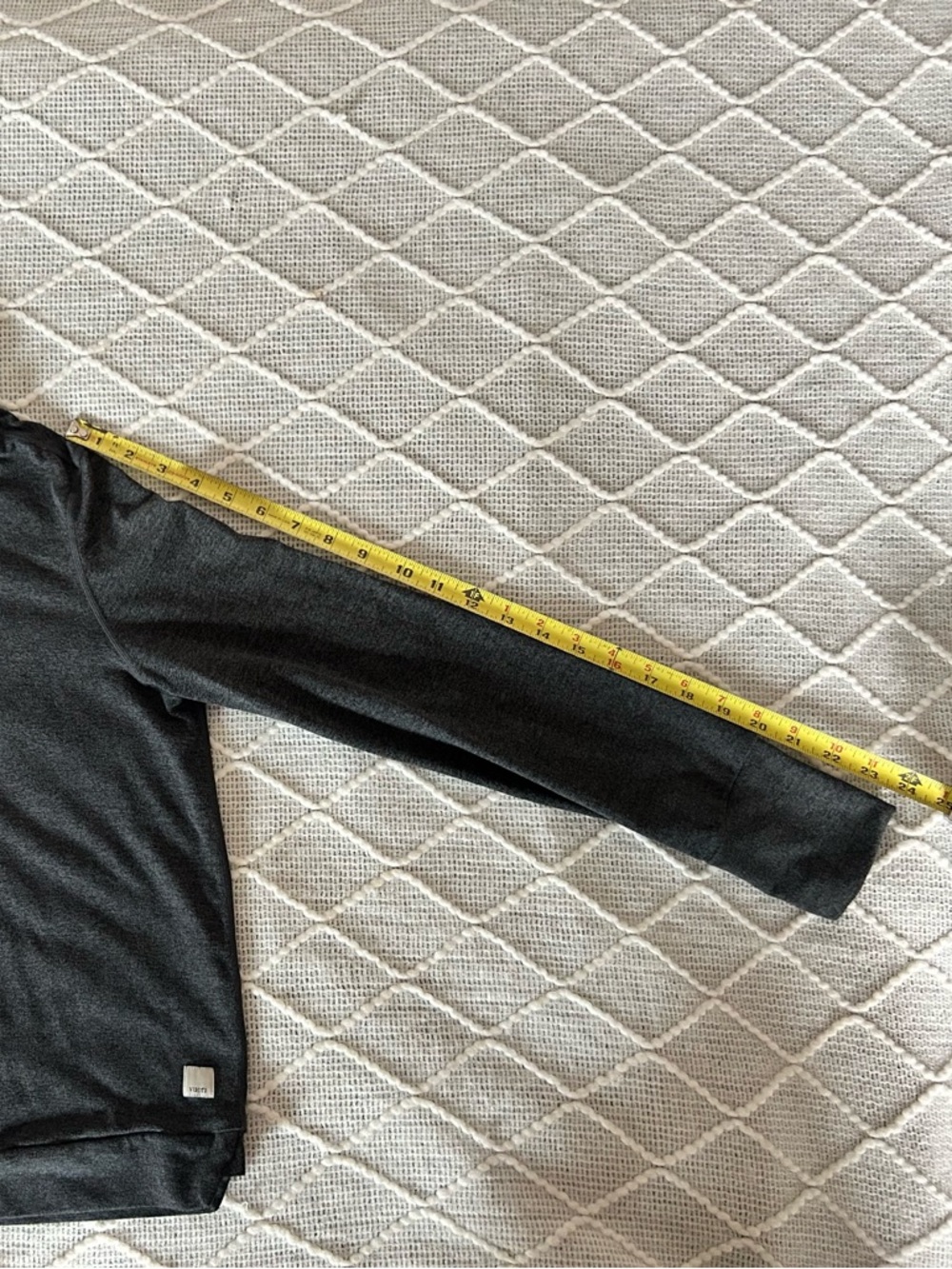 Vuori Women’s Soft Hoodie Charcoal Gray size medium - Picture 9 of 9
